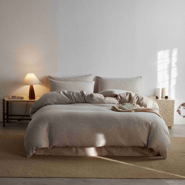 91家纺网 家纺一手货源 找家纺 2025新款全棉纯棉色织提花四件套（艾薇） 艾薇—流光杏