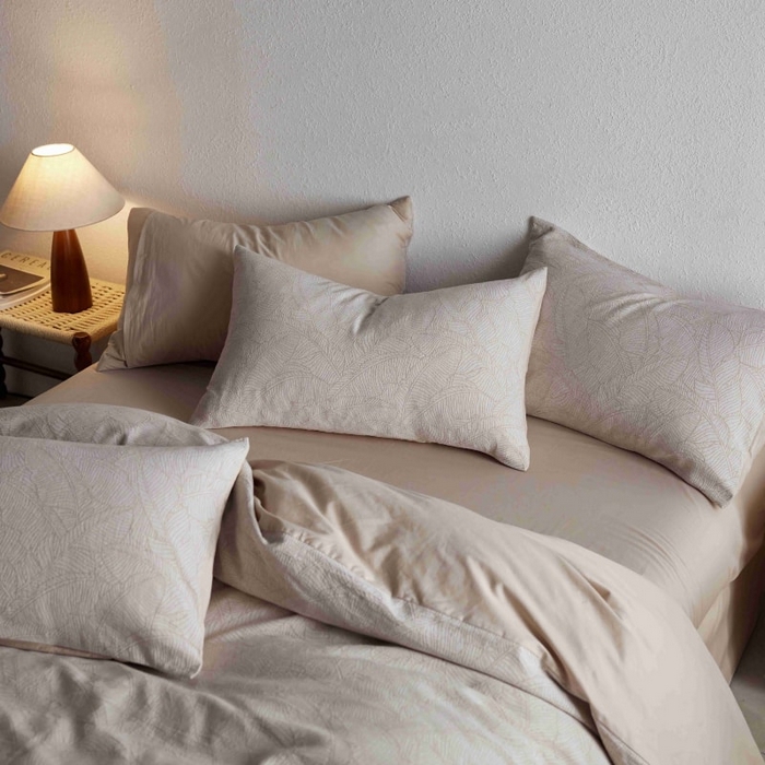 91家纺网 家纺一手货源 找家纺 2025新款全棉纯棉色织提花四件套（艾薇） 艾薇—流光杏