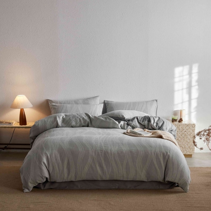 91家纺网 家纺一手货源 找家纺 2025新款全棉纯棉色织提花四件套（艾薇） 艾薇—慕斯灰