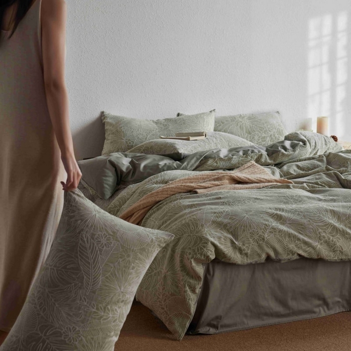 91家纺网 家纺一手货源 找家纺 2025新款全棉纯棉色织提花四件套（艾薇） 艾薇—亚特绿