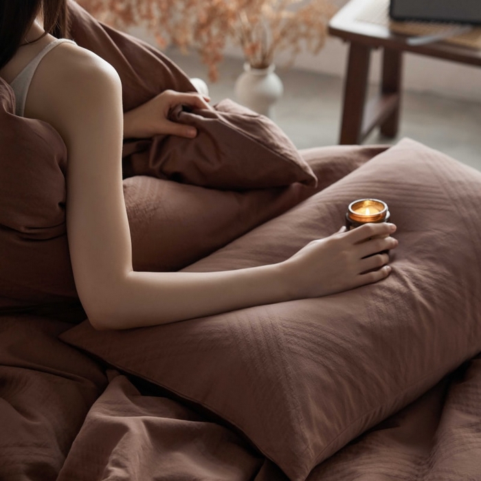 91家纺网 家纺一手货源 找家纺 2025新款全棉纯棉色织提花四件套（艾薇） 艾薇—余晖棕