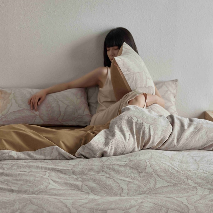 91家纺网 家纺一手货源 找家纺 2025新款全棉纯棉色织提花四件套（艾薇） 艾薇—月魄黄