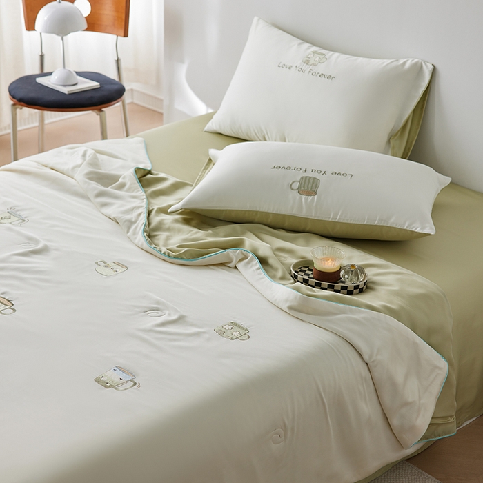 91家纺网 家纺一手货源 找家纺 （总）安莱生活 2025新款50s莱赛尔天丝绣花夏被夏凉被空调被四件套（埋绳款夏被）-萌神系列