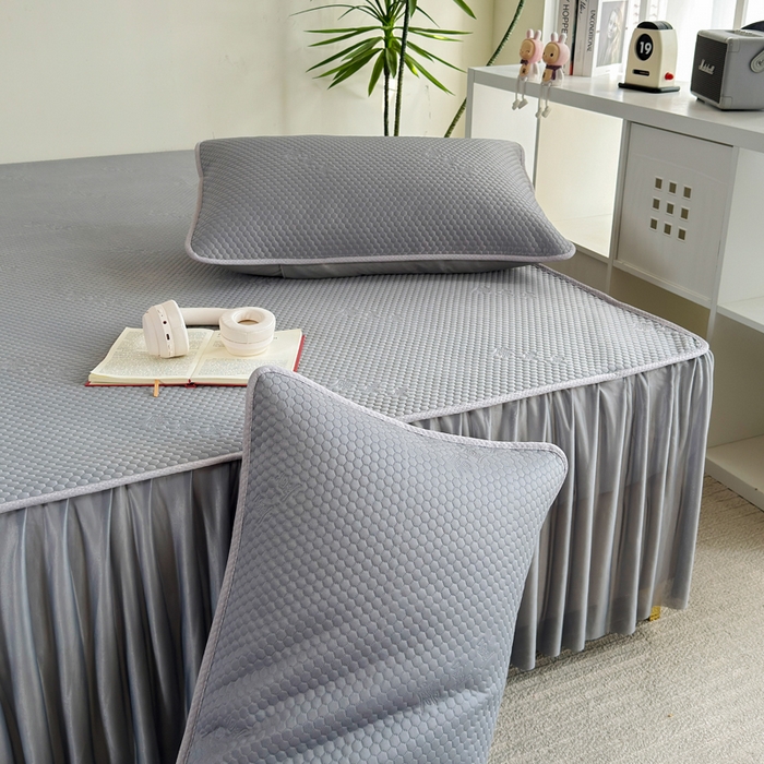 91家纺网 家纺一手货源 找家纺 柏薇 2025春夏新款5D席豆豆床裙款凉席席子 时尚-灰