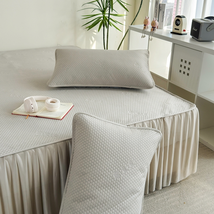 91家纺网 家纺一手货源 找家纺 柏薇 2025春夏新款5D席豆豆床裙款凉席席子 时尚-银灰