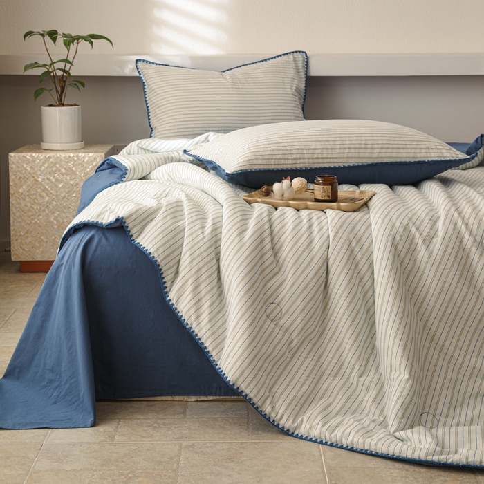 91家纺网 家纺一手货源 找家纺 简宜家居（朝初家纺） 2025春夏新款全棉纯棉贝壳边水洗棉夏被夏凉被空调被 贝壳边-蓝灰条