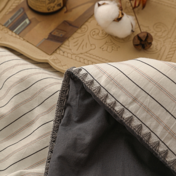 91家纺网 家纺一手货源 找家纺 简宜家居（朝初家纺） 2025春夏新款全棉纯棉贝壳边水洗棉夏被夏凉被空调被 贝壳边-黑灰条