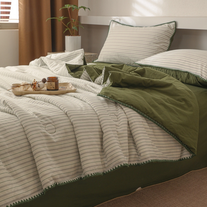 91家纺网 家纺一手货源 找家纺 简宜家居（朝初家纺） 2025春夏新款全棉纯棉贝壳边水洗棉夏被夏凉被空调被 贝壳边 绿灰条