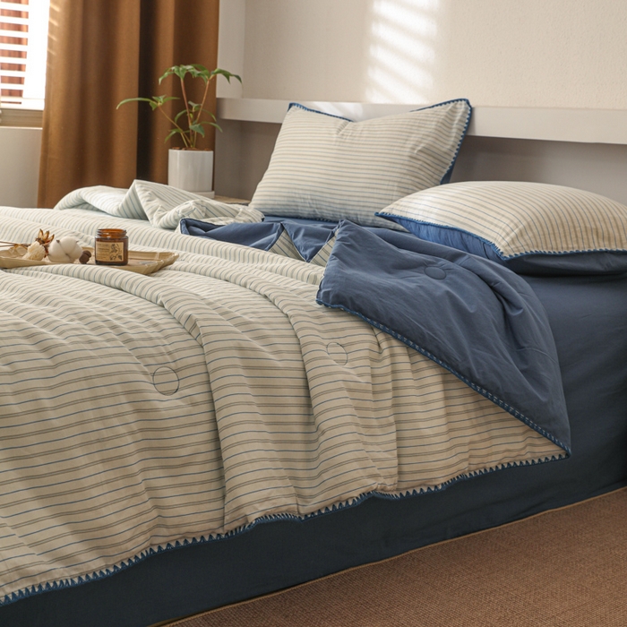 91家纺网 家纺一手货源 找家纺 简宜家居（朝初家纺） 2025春夏新款全棉纯棉贝壳边水洗棉夏被夏凉被空调被 贝壳边-蓝灰条