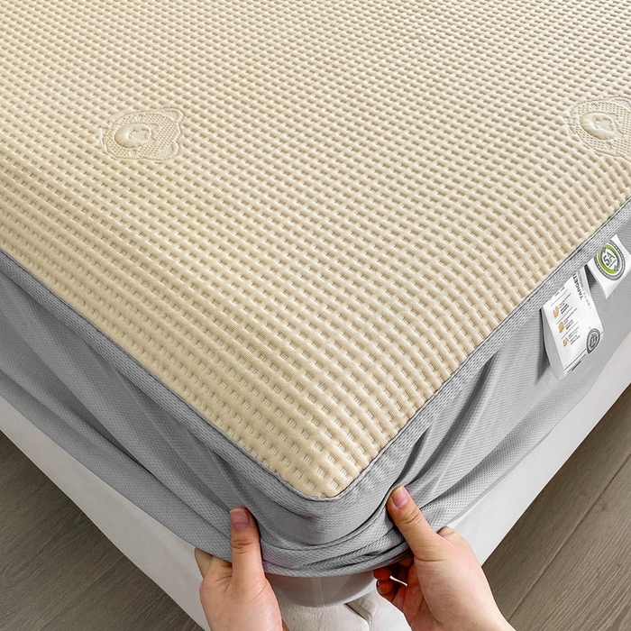 91家纺网 家纺一手货源 找家纺 欧邦 2025春夏新款5A抗菌华夫格凉感冰豆床笠款凉席席子-小熊系列 小熊-玉米黄