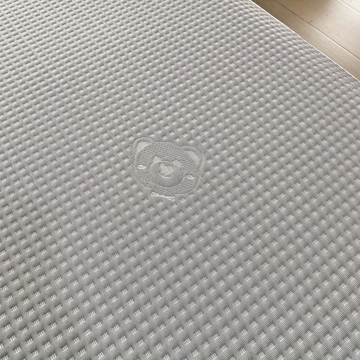 91家纺网 家纺一手货源 找家纺 欧邦 2025春夏新款5A抗菌华夫格凉感冰豆床笠款凉席席子-小熊系列 小熊-极致灰