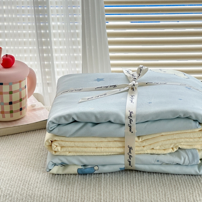 91家纺网 家纺一手货源 找家纺 冕悠家纺 2025新款A类高克重糯叽叽超柔糯水洗棉印花四件套-单被套 星空狗