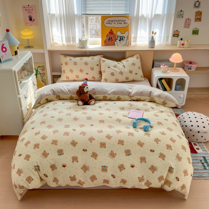 91家纺网 家纺一手货源 找家纺 冕悠家纺 2025新款A类高克重糯叽叽超柔糯水洗棉印花四件套-单被套 团团熊