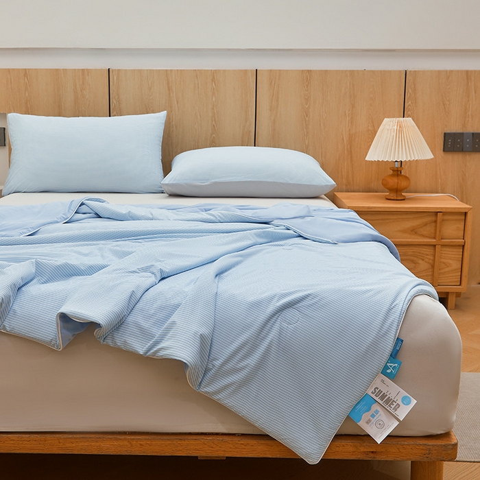 91家纺网 家纺一手货源 找家纺 （总）金喜 2025新款A类高克重冰丝夏被云母凉感夏凉被子（10%氨纶）