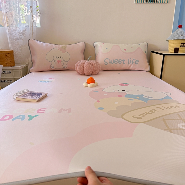 91家纺网 家纺一手货源 找家纺 美乐迪家纺 2025新款碳光凉感冰丝席 冰淇淋小狗