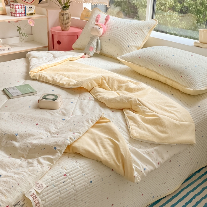 91家纺网 家纺一手货源 找家纺 老帅的工厂店 2025新款a类云感双层纱7a抗菌夏被床盖四件套 织梦