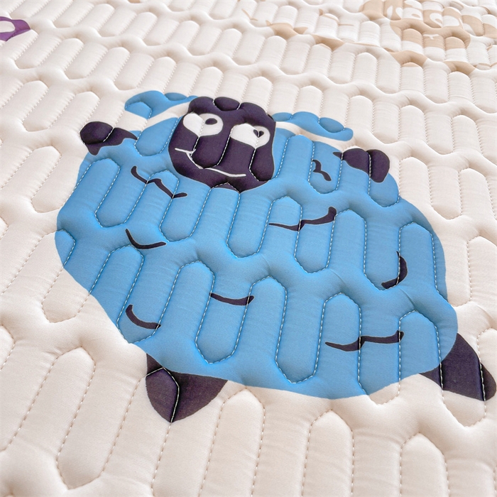 91家纺网 家纺一手货源 找家纺 布卢姆床垫 2025新款5mmA类乳胶凉席床笠套件夏被组合 小羊肖恩