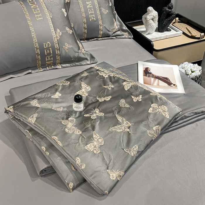 91家纺网 家纺一手货源 找家纺 子曰 2025新款金丝提花浮雕刺绣水洗真丝夏被四件套夏凉被空调被 醉蝴蝶-灰