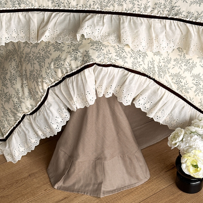 91家纺网 家纺一手货源 找家纺 蓝邻家纺 2025春夏新款全棉纯棉复古双层纱花边织带款四件套 瑞莎-深灰