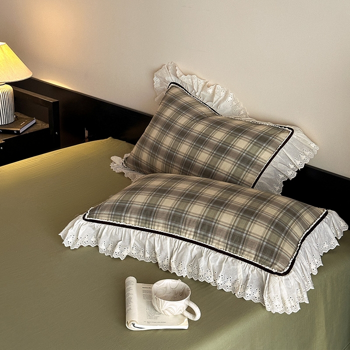 91家纺网 家纺一手货源 找家纺 蓝邻家纺 2025春夏新款全棉纯棉复古双层纱花边织带款四件套 布里奥