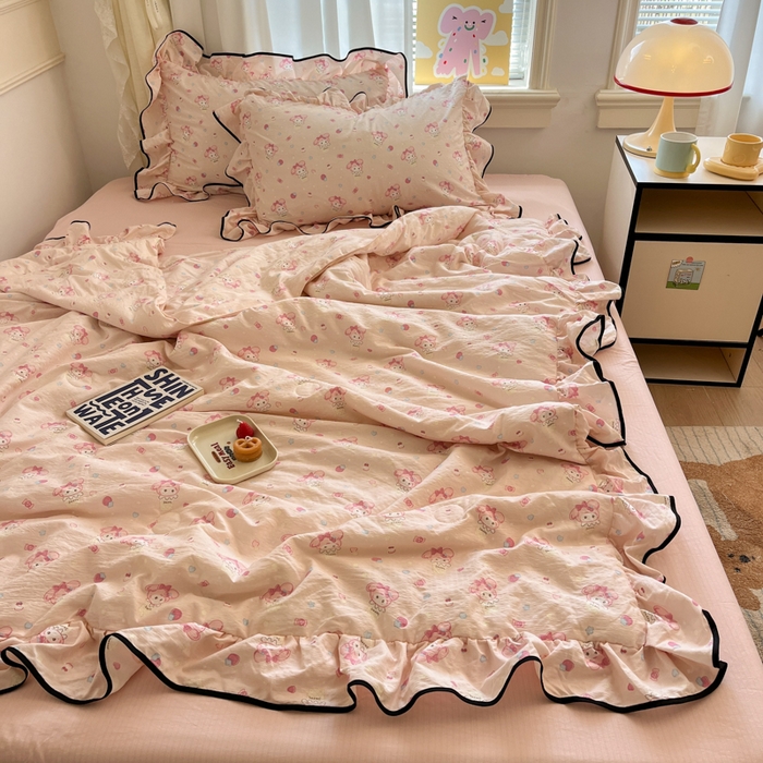 91家纺网 家纺一手货源 找家纺 欧尚 2025新款细黑边夏被床单床盖三件套 粉蒂