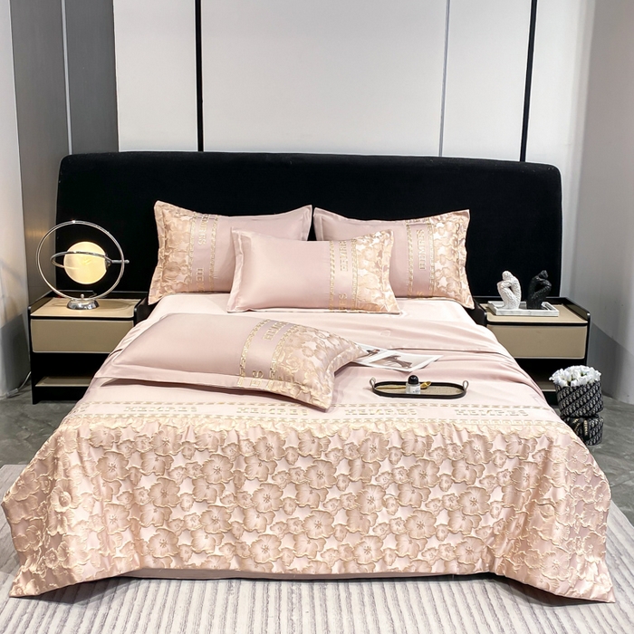 91家纺网 家纺一手货源 找家纺 子曰 2025新款金丝提花浮雕刺绣水洗真丝夏被四件套夏凉被空调被 花开朵朵-粉