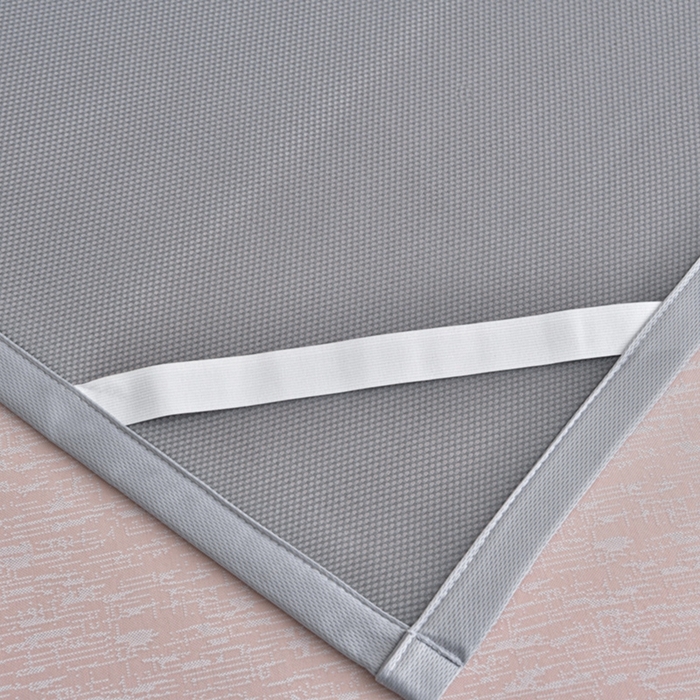 91家纺网 家纺一手货源 找家纺 芯诗曼家纺 2025新款三明治凉感丝提花冰丝席凉席 莫兰-粉床席款