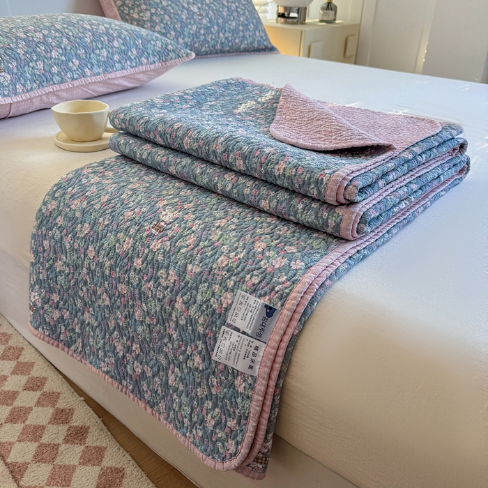 91家纺网 家纺一手货源 找家纺 宜梦家居【需要买家秀请联系老板】 2025新款双面纯棉夹层新疆棉花高温砂洗全棉床盖 银杉之梦