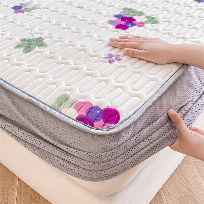 91家纺网 家纺一手货源 找家纺 布卢姆床垫 2025新款5mmA类乳胶凉席床笠套件夏被组合 葡萄乐园