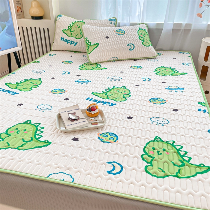 91家纺网 家纺一手货源 找家纺 布卢姆床垫 2025新款5mmA类乳胶凉席床笠套件夏被组合 可爱恐龙