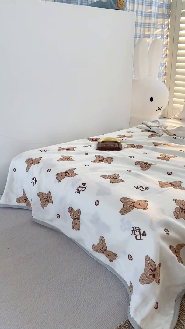 91家纺网 家纺一手货源 找家纺 潮邦 2025新款全棉双层纱多功能盖毯 棕熊