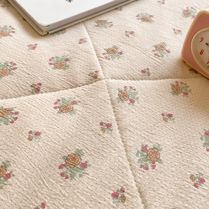 91家纺网 家纺一手货源 找家纺 老帅的工厂店 2025新款a类云感双层纱7a抗菌夏被床盖四件套 初暖