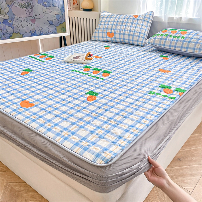 91家纺网 家纺一手货源 找家纺 布卢姆床垫 2025新款5mmA类乳胶凉席床笠套件夏被组合 拔萝卜