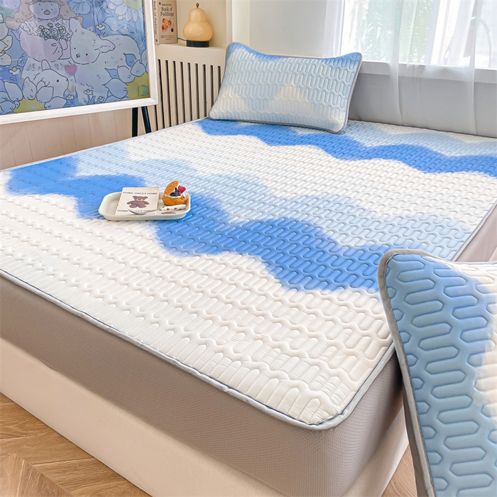 91家纺网 家纺一手货源 找家纺 布卢姆床垫 2025新款5mmA类乳胶凉席床笠套件夏被组合 海天线