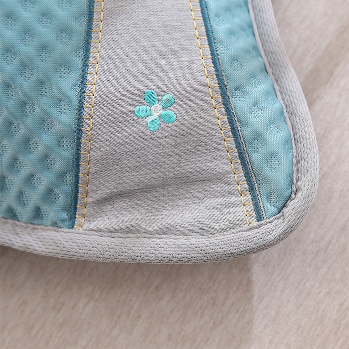 91家纺网 家纺一手货源 找家纺 纽乐家纺 2025夏季夏凉茶香枕头冰丝凉感华夫格凉豆豆茶叶茉莉花枕头枕芯 冰丝华夫格茶香枕-蓝色 35x55cm/只