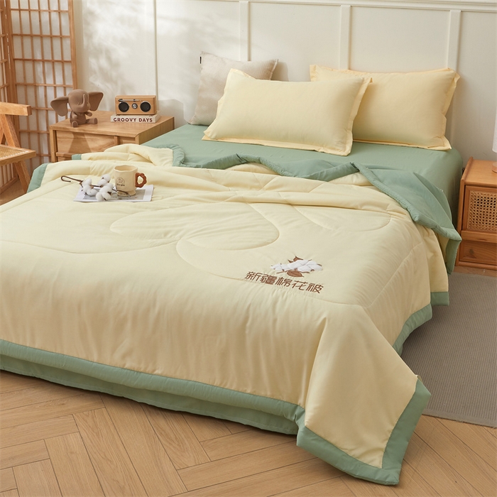 91家纺网 家纺一手货源 找家纺 西域种棉人·千百笠 2025新款A类100%新疆棉花夏凉被纯棉全棉填充毛巾绣绣花纯色双拼原棉空调被夏被 云暖-奶油黄