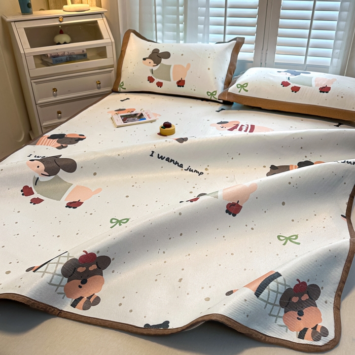 91家纺网 家纺一手货源 找家纺 花言狐语 2025新款真冰藤印花床笠款凉席 腊肠狗