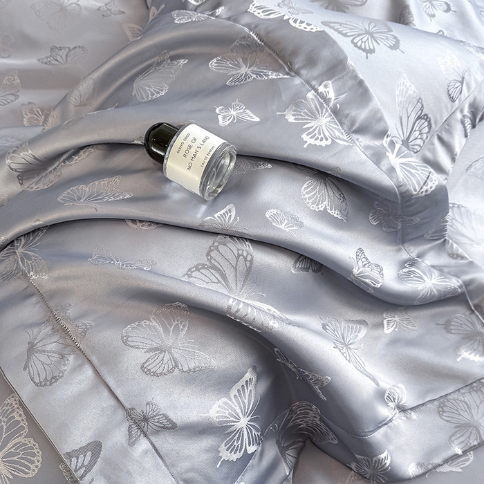 91家纺网 家纺一手货源 找家纺 狂想家 2025新款高奢提花水洗天丝系列四件套 蝶之恋高级灰