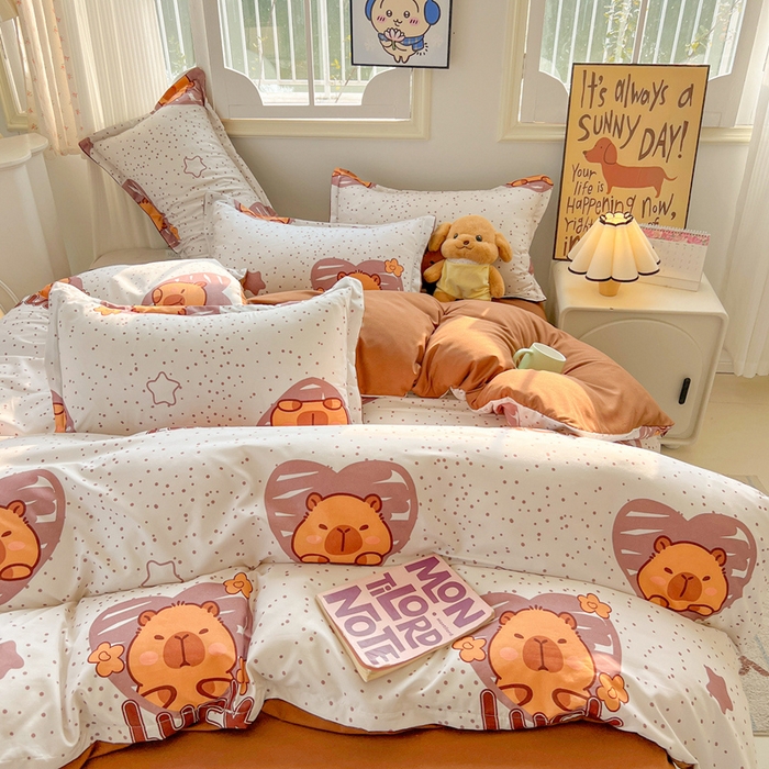 91家纺网 家纺一手货源 找家纺 悦织湾家纺 2025新款亲肤芦荟棉四件套轻奢印花磨毛床上用品亲肤棉四件套 卡皮巴拉