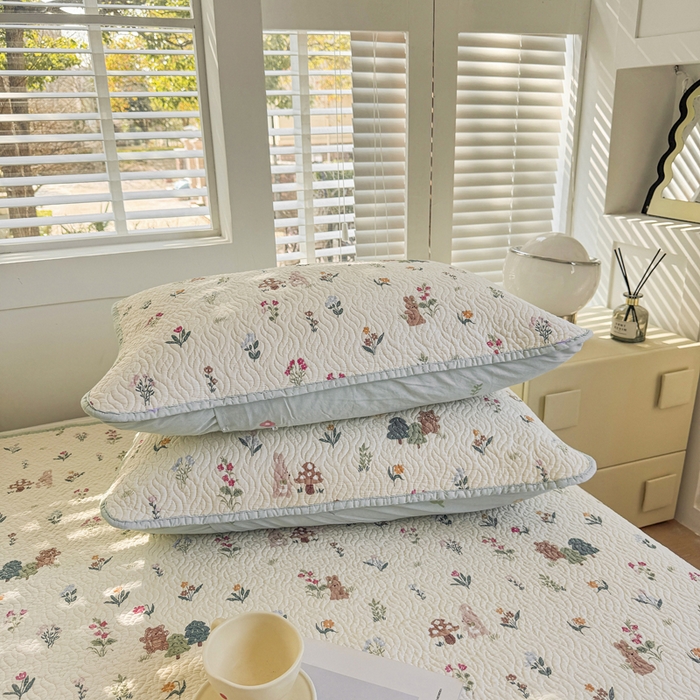 91家纺网 家纺一手货源 找家纺 宜梦家居【需要买家秀请联系老板】 2025新款双面纯棉夹层新疆棉花高温砂洗全棉床盖 仙草兔