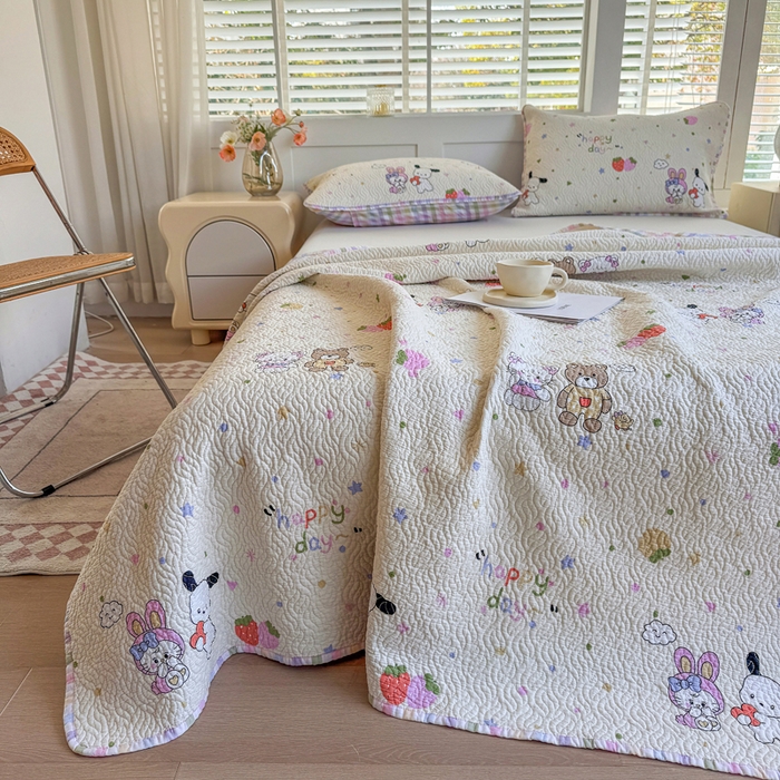 91家纺网 家纺一手货源 找家纺 宜梦家居【需要买家秀请联系老板】 2025新款双面纯棉夹层新疆棉花高温砂洗全棉床盖 甜蜜小兔