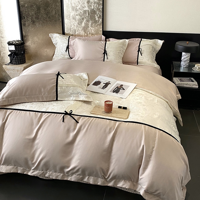 91家纺网 家纺一手货源 找家纺 优悦生活馆 2025年新款工艺款冰丝浮雕拼接四件套 璀璨之恋-香槟