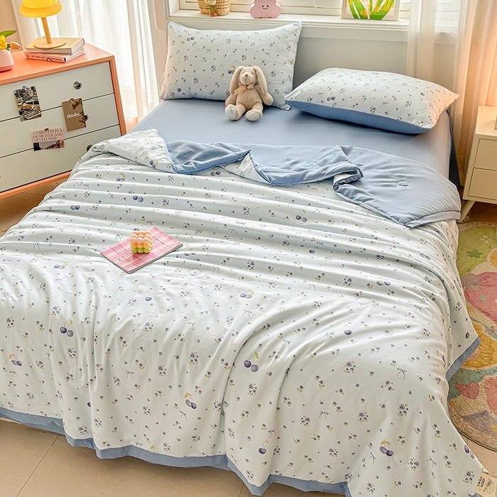 91家纺网 家纺一手货源 找家纺 金喜 2025新款小清新风格有氧针织双层纱大豆被夏被四件套 星晴兰