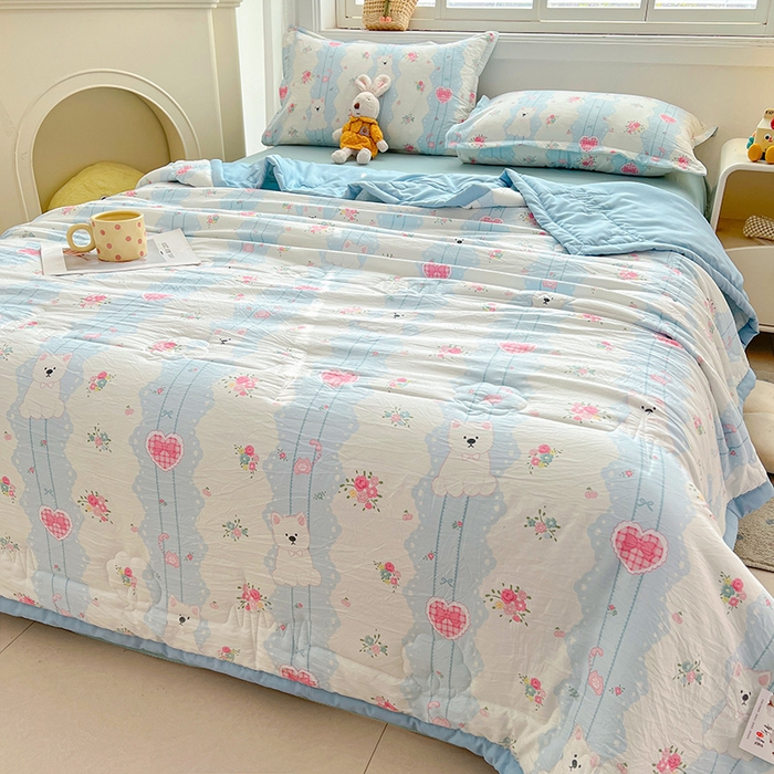 91家纺网 家纺一手货源 找家纺 西域种棉人·千百笠 2025新款A类新疆棉花夏凉被加宽包边水洗棉卡通印花吸湿透气棉花夏被空调被 凌香 爱心狗