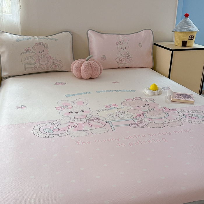 91家纺网 家纺一手货源 找家纺 美乐迪家纺 2025新款碳光凉感冰丝席 甜心兔