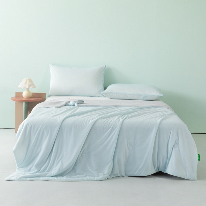 91家纺网 家纺一手货源 找家纺 瑜珠家纺 2025新款瑜珠云母凉感丝夏被 蓝+灰