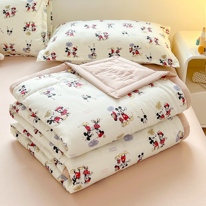 91家纺网 家纺一手货源 找家纺 西域种棉人·千百笠 2025新款A类新疆棉花夏凉被加宽包边水洗棉卡通印花吸湿透气棉花夏被空调被 凌香 米奇