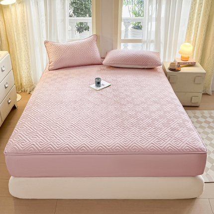 91家纺网 家纺一手货源 找家纺 卡伦家纺 2025新款水洗磨毛夹棉床笠系列 回形格-豆沙