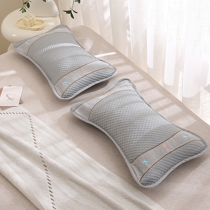 91家纺网 家纺一手货源 找家纺 纽乐家纺 2025夏季夏凉茶香枕头冰丝凉感华夫格凉豆豆茶叶茉莉花枕头枕芯 冰丝华夫格茶香枕-灰色 35x55cm/只