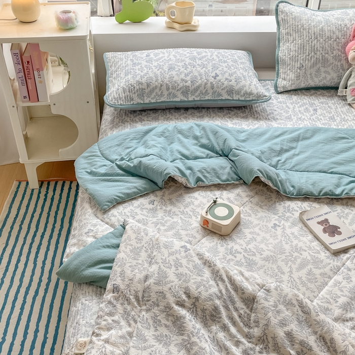 91家纺网 家纺一手货源 找家纺 老帅的工厂店 2025新款a类云感双层纱7a抗菌夏被床盖四件套 莫尼绿